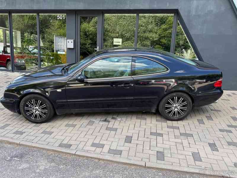 Mercedes-Benz CLK 320 6V - foto 3