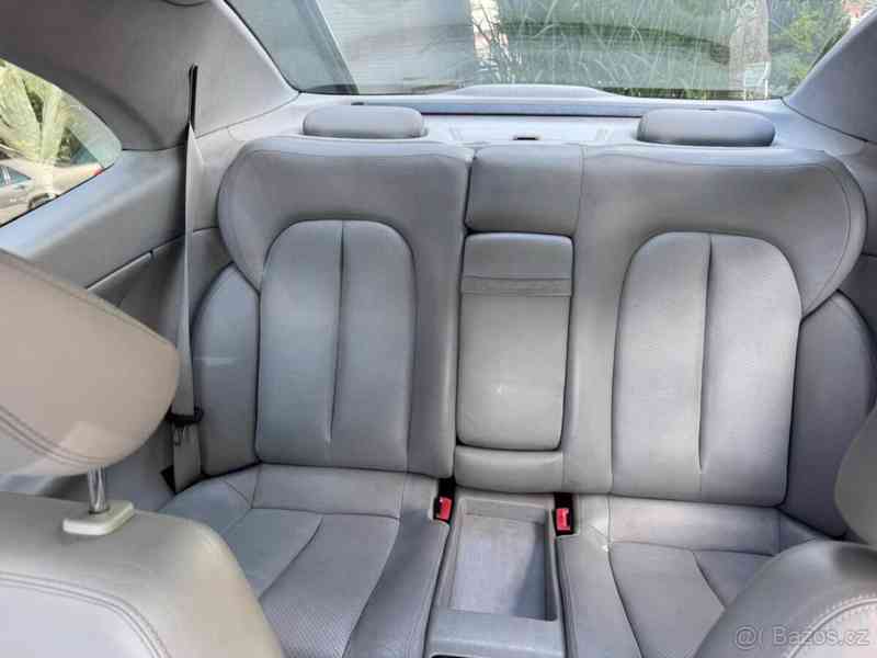 Mercedes-Benz CLK 320 6V - foto 11