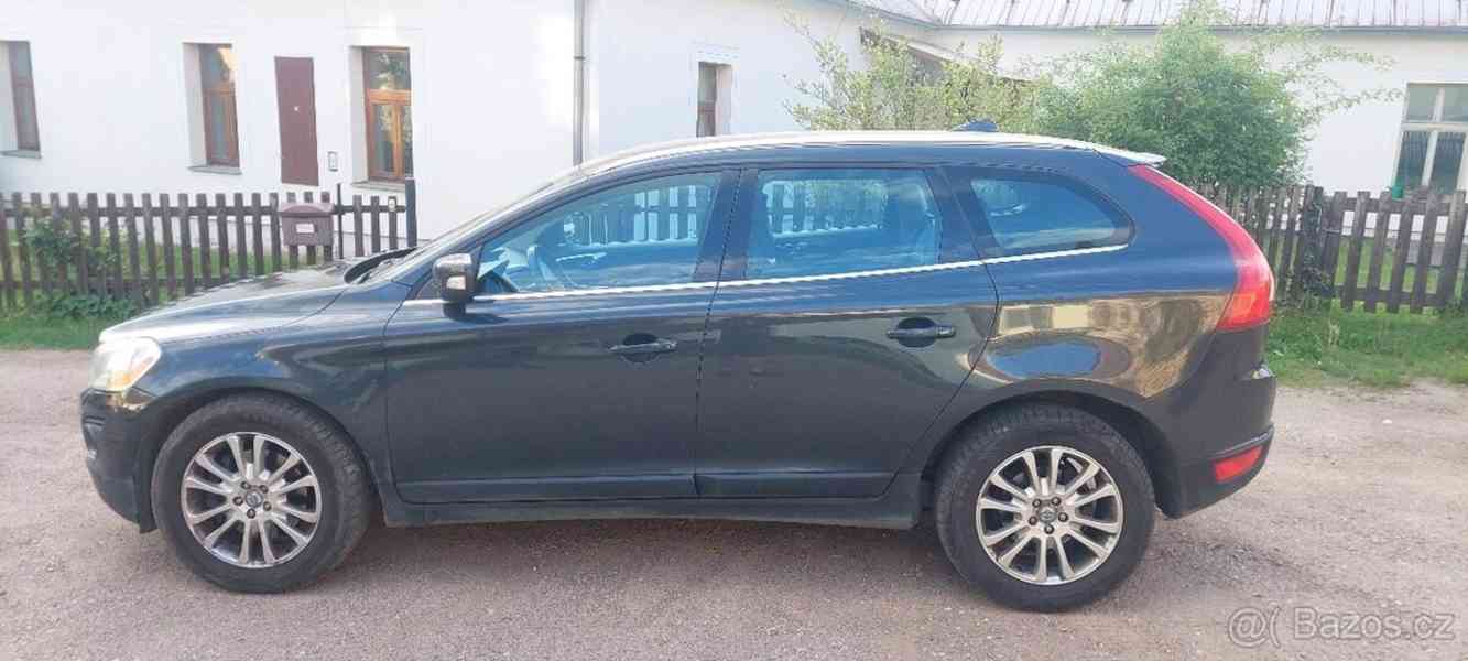 Volvo XC60 2,4 diesel 4x4, WD 5D - foto 8