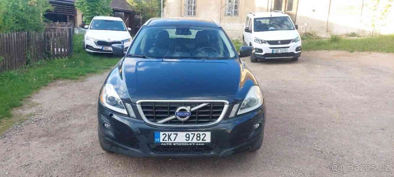 Volvo XC60 2,4 diesel 4x4, WD 5D - foto 1