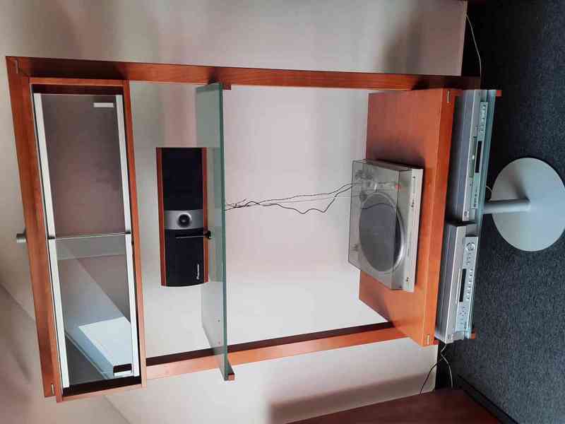 TV/audio stolek - foto 1