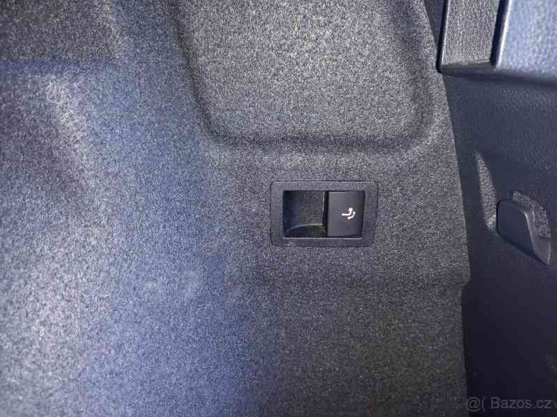 Škoda Karoq 1.6 TDI DSG style plus	 - foto 8