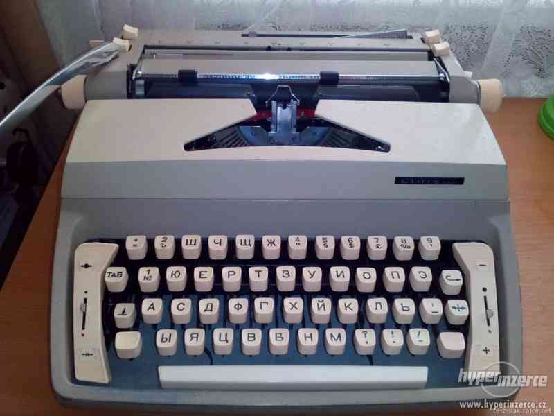 Máte přebytečný starý psací stroj? - foto 1