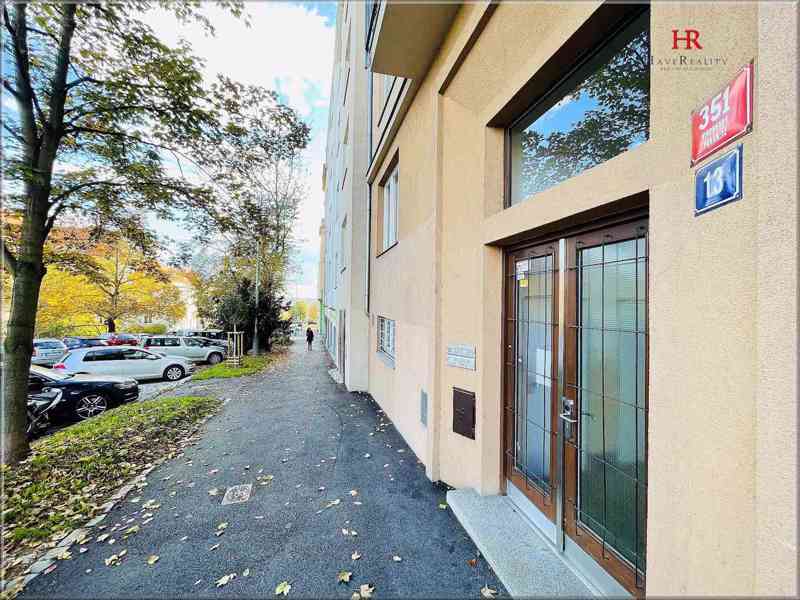 Prodej bytu 3+1, 84 m2, OV, Hollarovo náměstí, Praha – Vinohrady  - foto 2