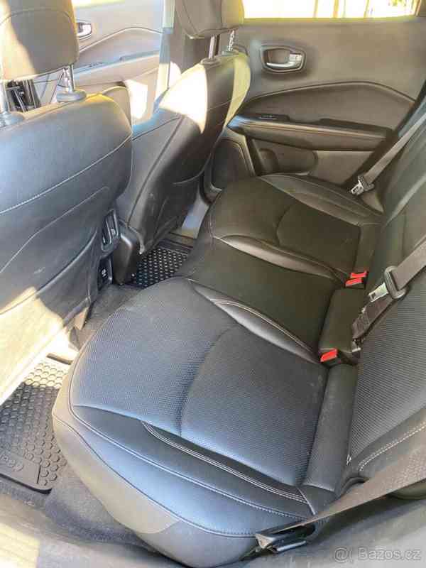 Jeep Compass 1,3   4xe PHEV - foto 8