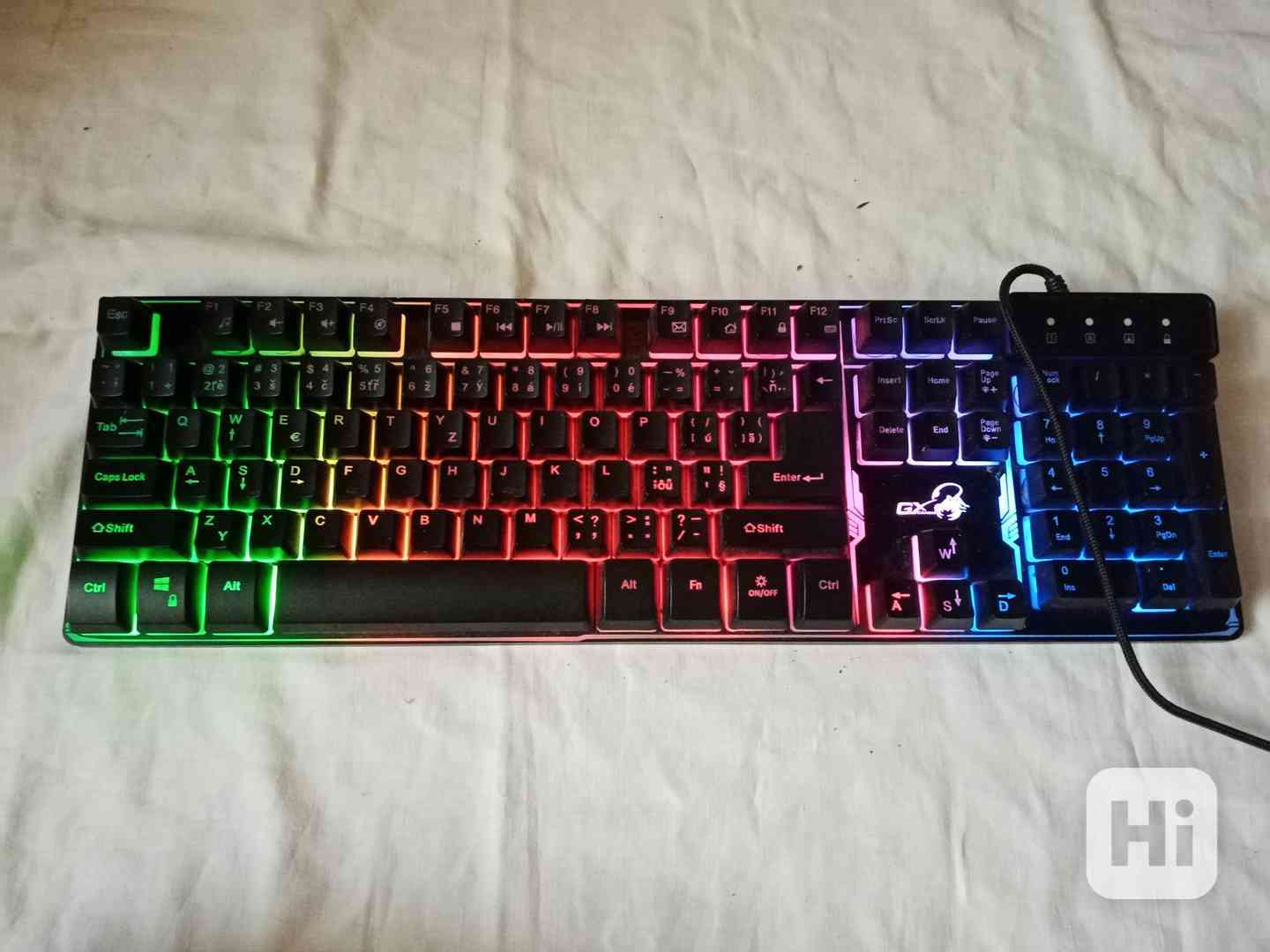 Svítící klávesnice k počítači zn. GX GAMING - foto 1