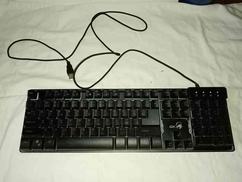 Svítící klávesnice k počítači zn. GX GAMING - foto 4
