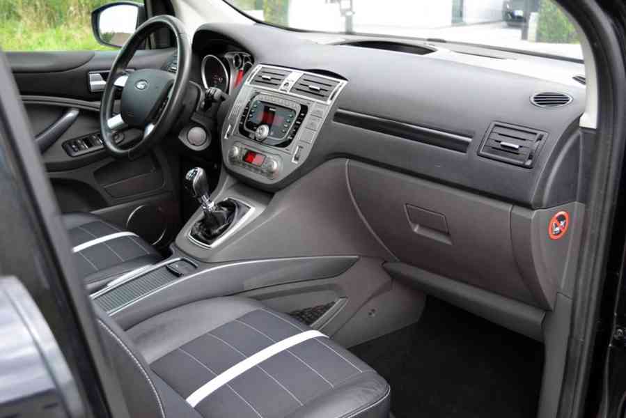Ford Kuga 2.0 TDCI 103kW Titanium Panorama 4x4 - foto 14