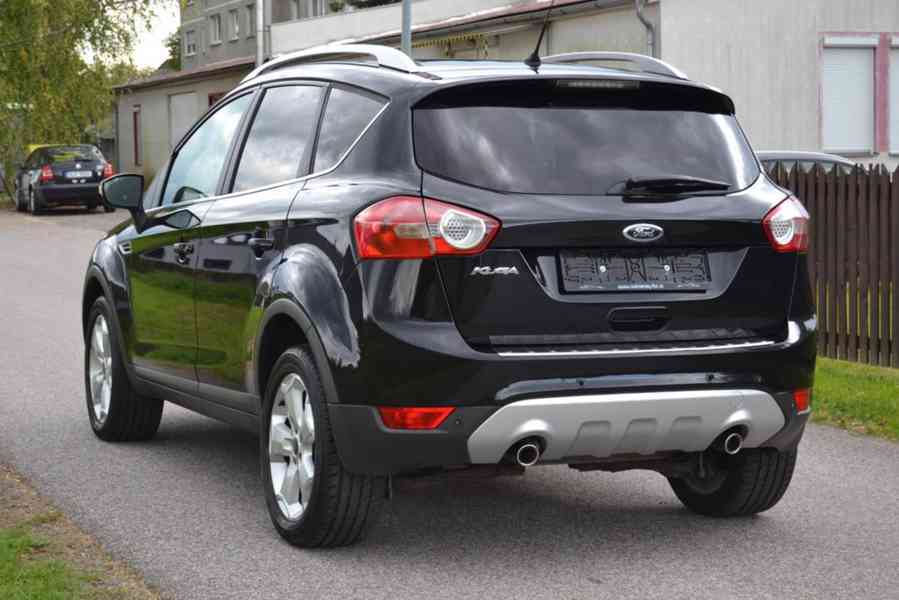 Ford Kuga 2.0 TDCI 103kW Titanium Panorama 4x4 - foto 2