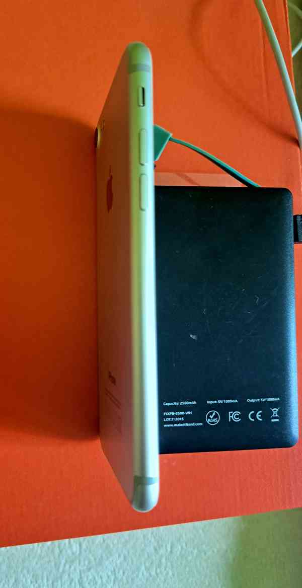 Mobilní telefon Apple iPhone 7 - foto 3
