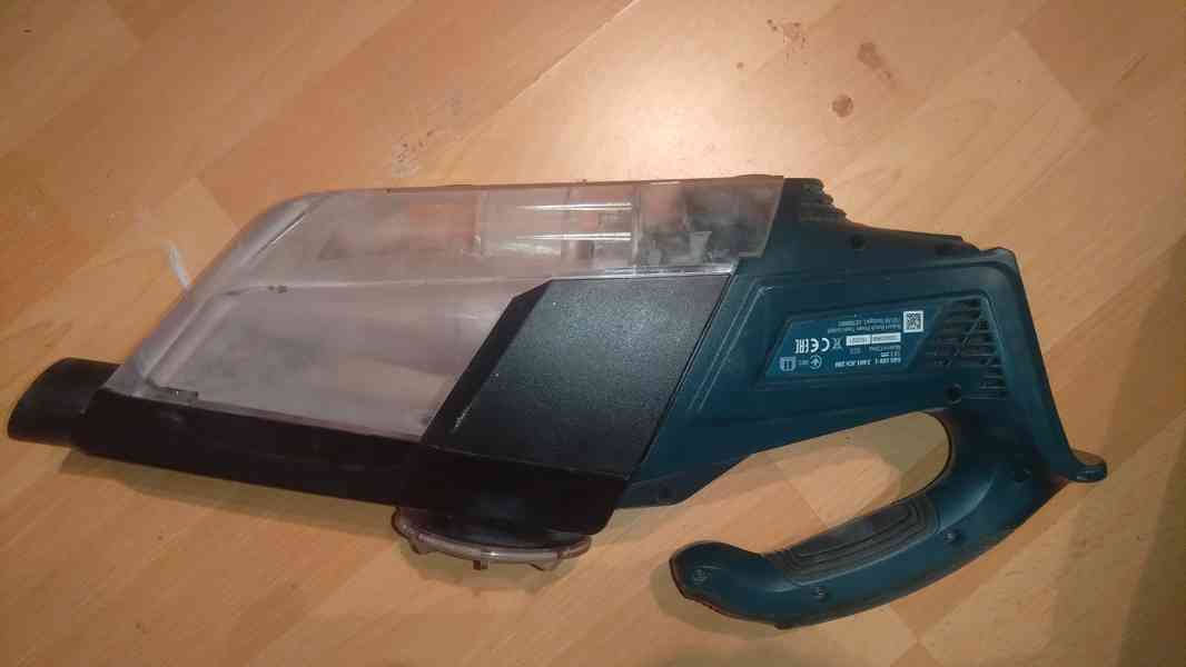 Aku vysavač  - foto 2