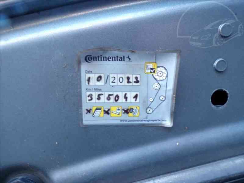 Volkswagen Passat 2,0 TDI DSG-NOVÁ SPOJKA - foto 15