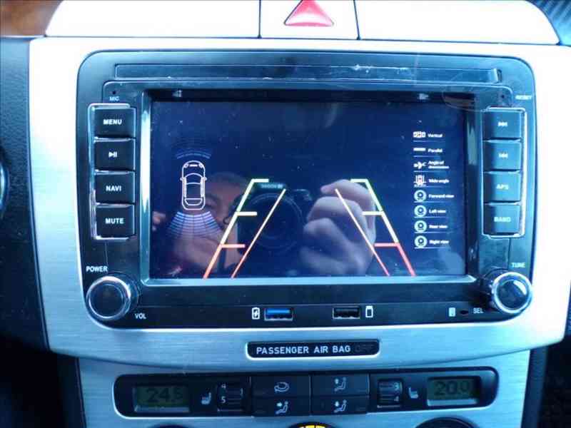 Volkswagen Passat 2,0 TDI DSG-NOVÁ SPOJKA - foto 17