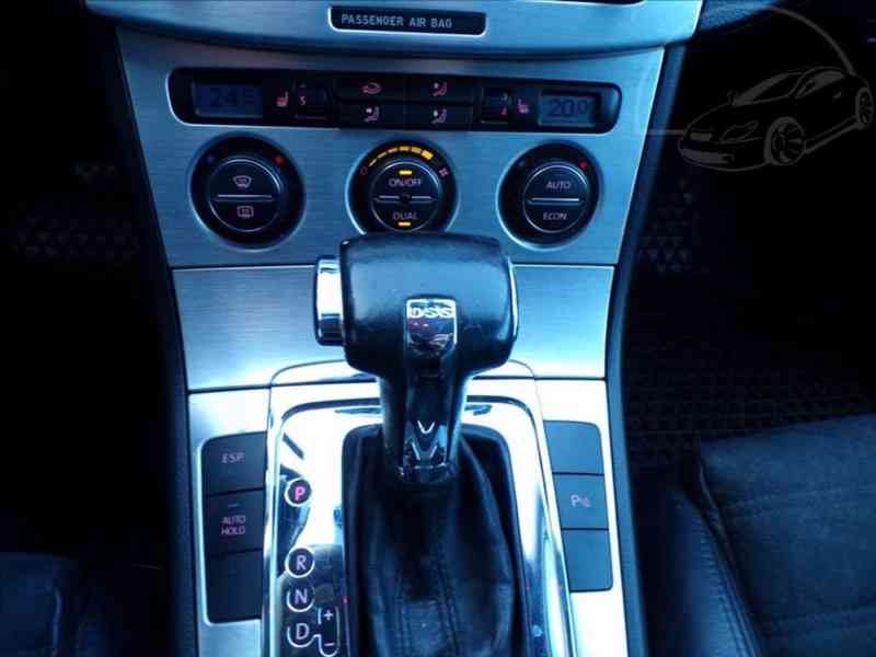 Volkswagen Passat 2,0 TDI DSG-NOVÁ SPOJKA - foto 7