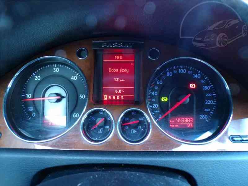 Volkswagen Passat 2,0 TDI DSG-NOVÁ SPOJKA - foto 6