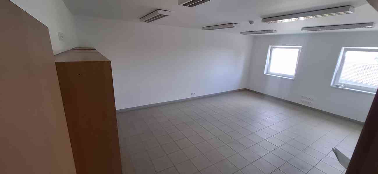 Pronájem kanceláře - 28 m2 - Nehvizdy - foto 8