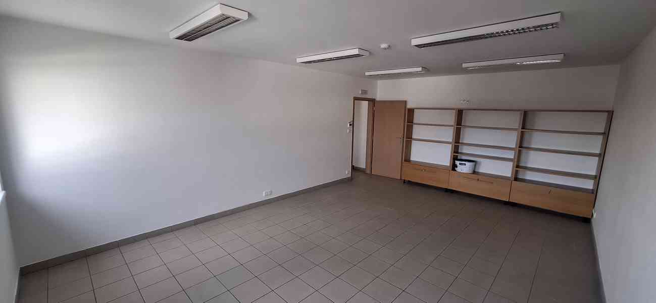 Pronájem kanceláře - 28 m2 - Nehvizdy - foto 7
