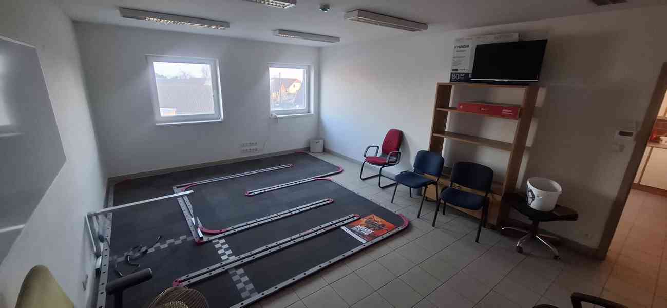 Pronájem kanceláře - 28 m2 - Nehvizdy - foto 3