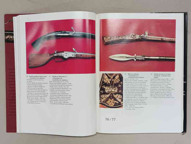 Vzácné zbraně a zbroj - Ze sbírek vojenského muzea - foto 2
