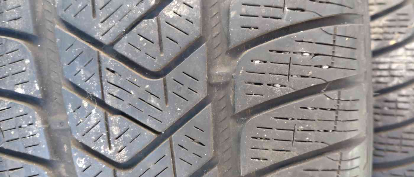 ALU kola s pneu  - foto 5