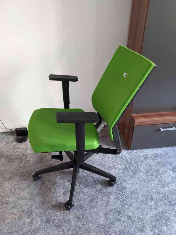 Kancelářská židle Viasit - nastavitelná - foto 2
