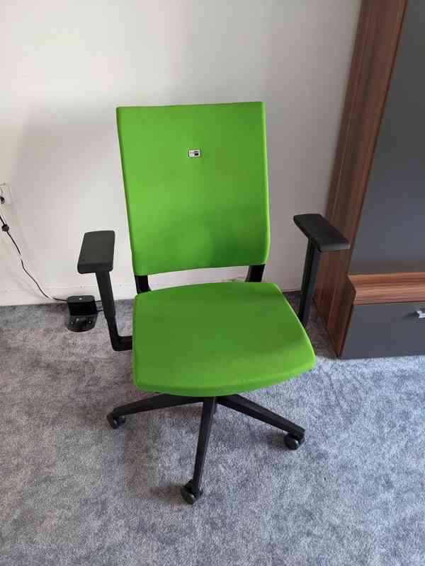 Kancelářská židle Viasit - nastavitelná - foto 1