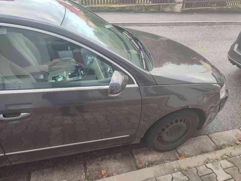 Passat B6  - foto 3
