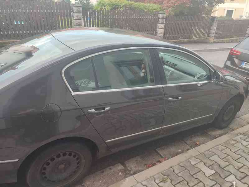 Passat B6  - foto 4