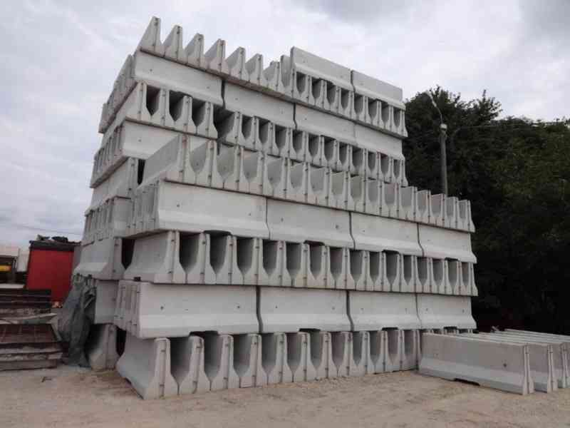 Silniční svodidla betonové držáky Block Jersey Záchytný syst - foto 3
