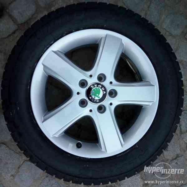 16" NEPOUŽITÁ ZIMNÍ OBUTÁ ALU LITÁ KOLA 5x112 ORI ŠKODA