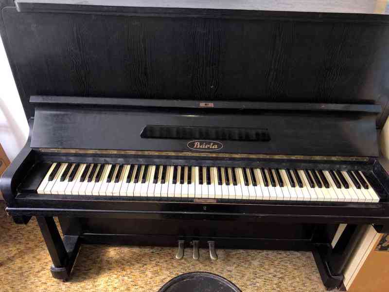 Piano/pianino