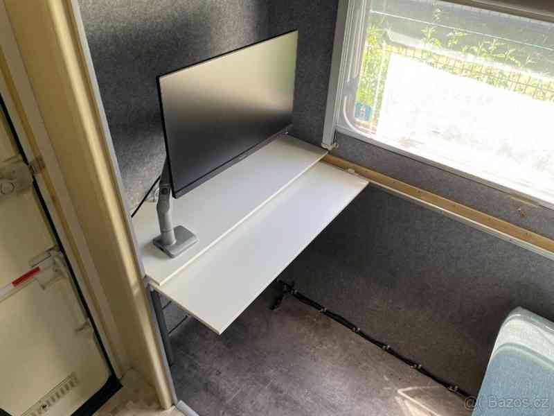 Ostatní Obytný přívěs Knaus po komplet - foto 11