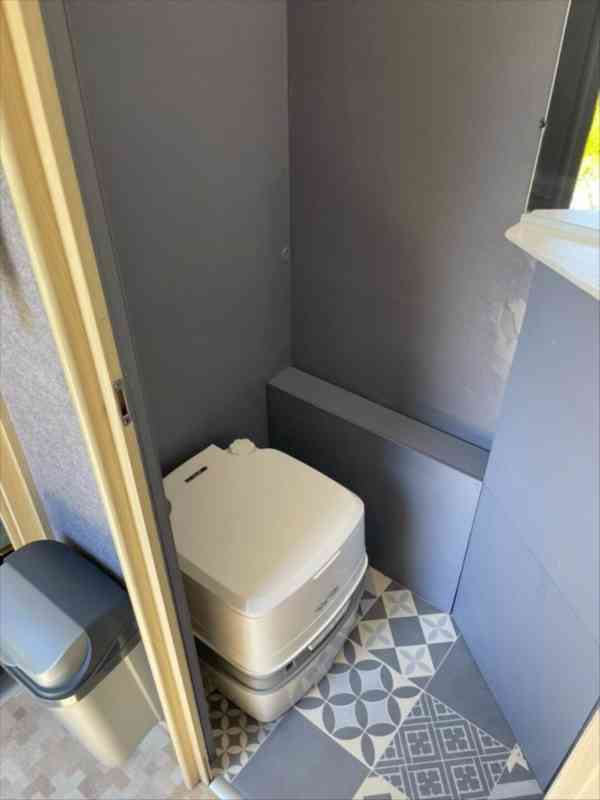 Ostatní Obytný přívěs Knaus po komplet - foto 3