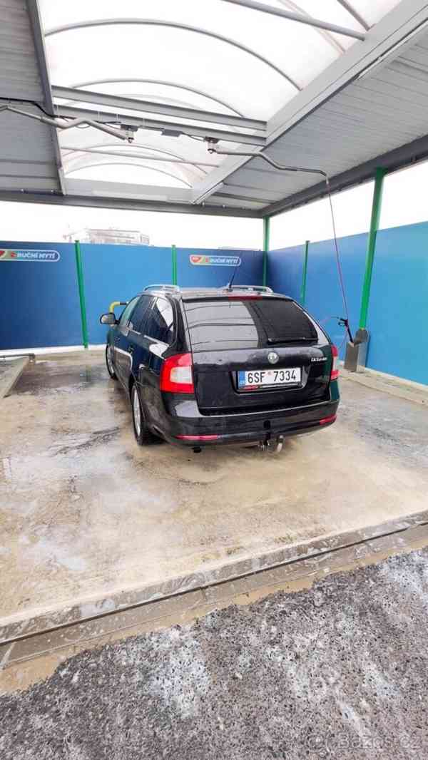 Škoda Octavia 1,6 - foto 4