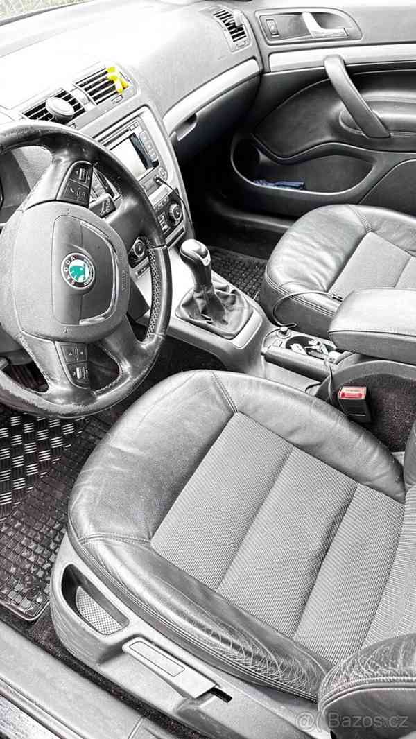 Škoda Octavia 1,6 - foto 7