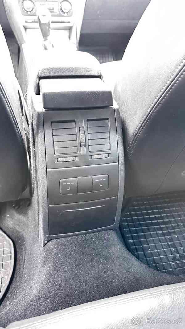 Škoda Octavia 1,6 - foto 5