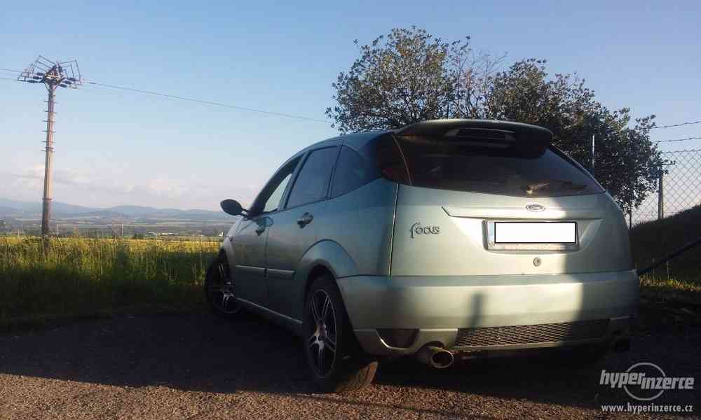Ford Focus 1.6 16V - foto 5