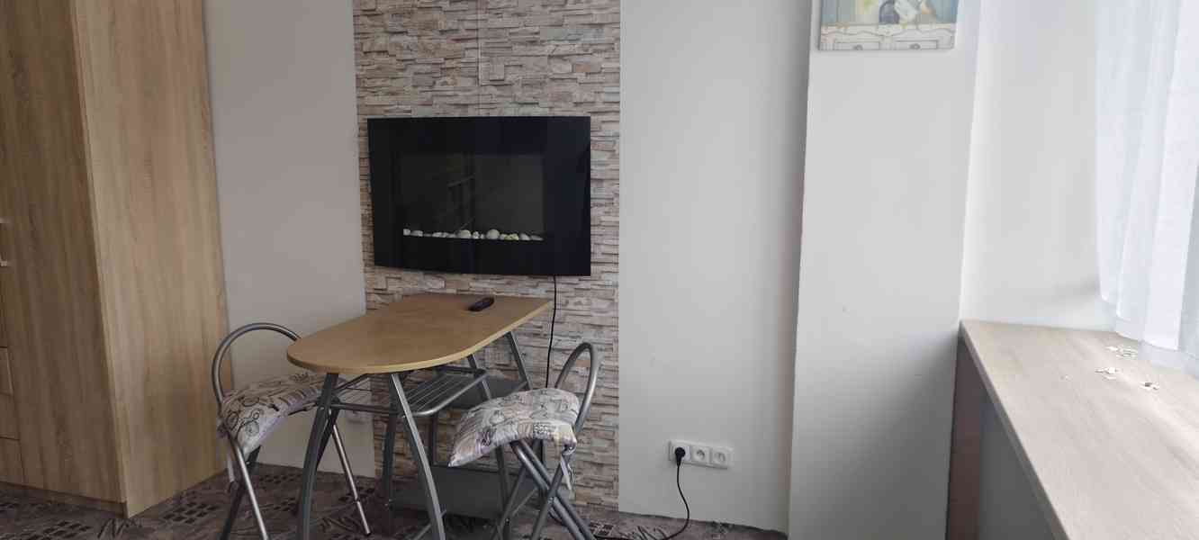 Apartmán pronajmu v centru města Železný Brod. - foto 2