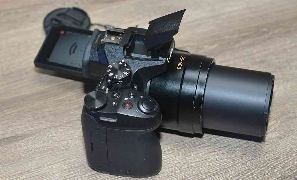 Panasonic Lumix DMC-FZ300 *24x Op.Zoom*4K*Wi-Fi* - foto 6