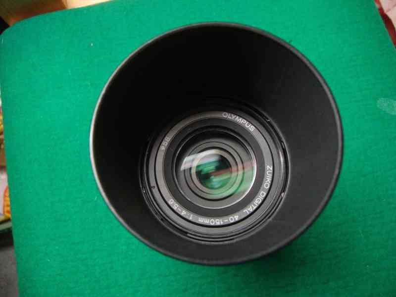 Objektiv OLYMPUS Zuiko 40-150 mm f/4-5,6 R pěkný PC: 6000 Kč - foto 8