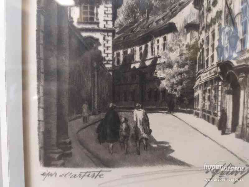 Obraz originál signováno vpravo dole Josef Vaic město, - foto 5