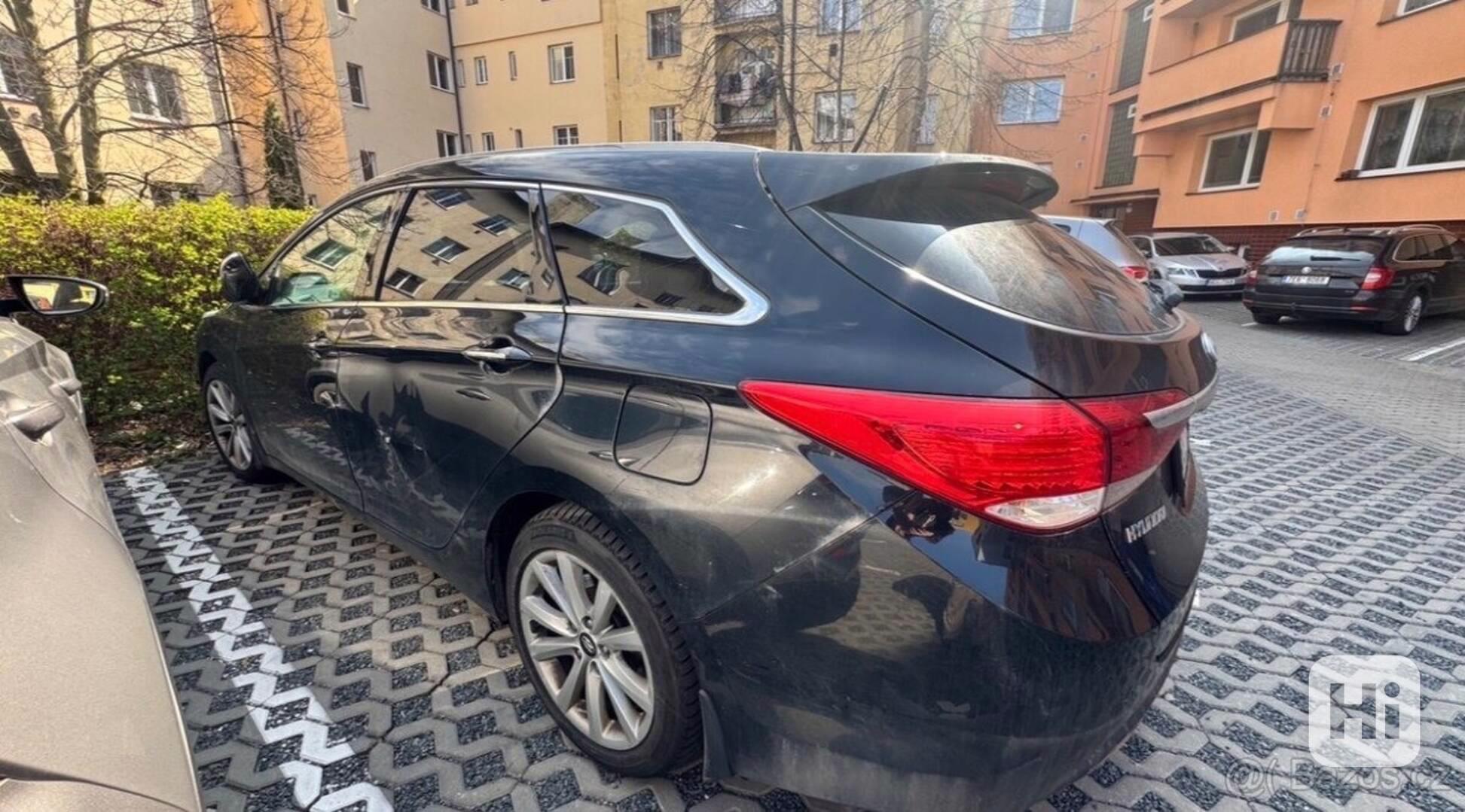 Hyundai i40 - foto 1