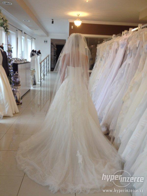 Luxusní svatební šaty z kolekce PRONOVIAS. - foto 3