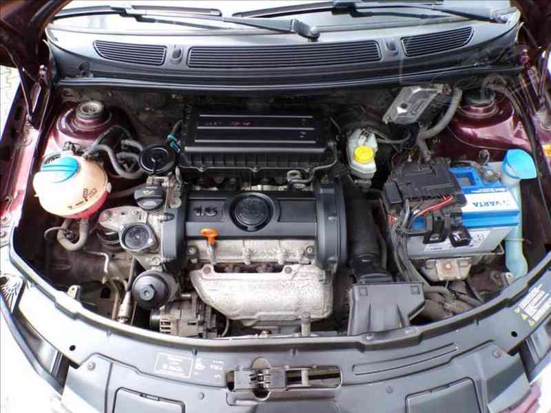 Škoda Fabia 1,6 16V KLIMATIZACE - foto 15