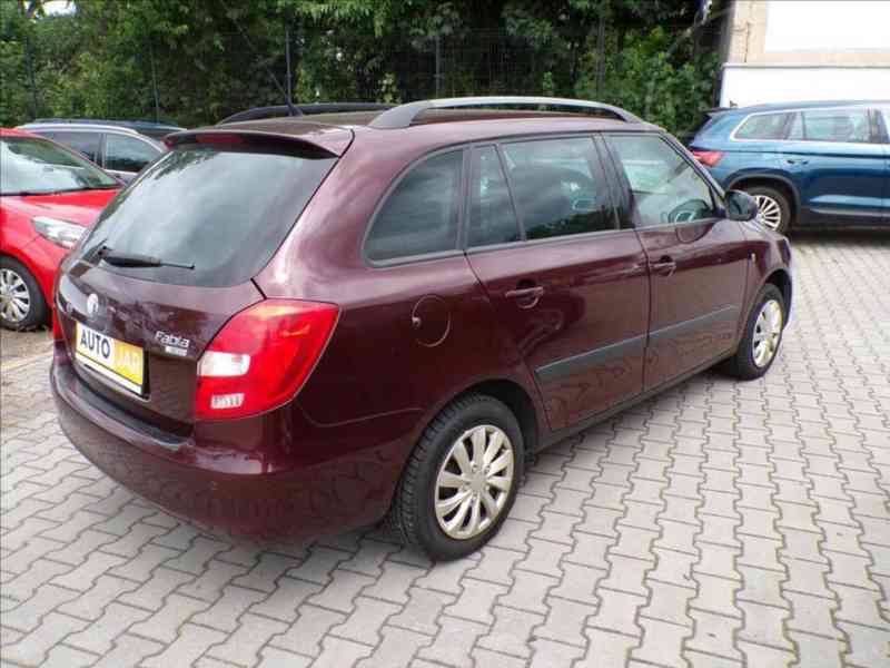 Škoda Fabia 1,6 16V KLIMATIZACE - foto 3