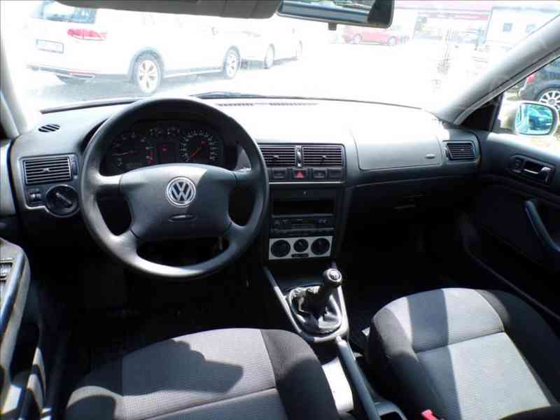 Volkswagen Golf 1,6 16V KLIMA,SERVISNÍ KNIHA-HNED ODJÍŽDÍTE - foto 5