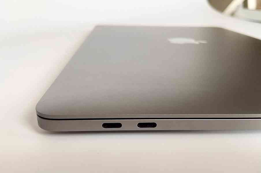 PRODÁM MacBookPro 13,3 palců 2019 128GB TouchBar + nabíječka - foto 6