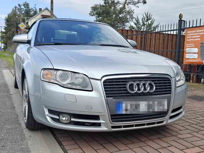 Prodám AUDI A4 Cabrio 3.2 FSI benzin 2008 128000km - foto 2