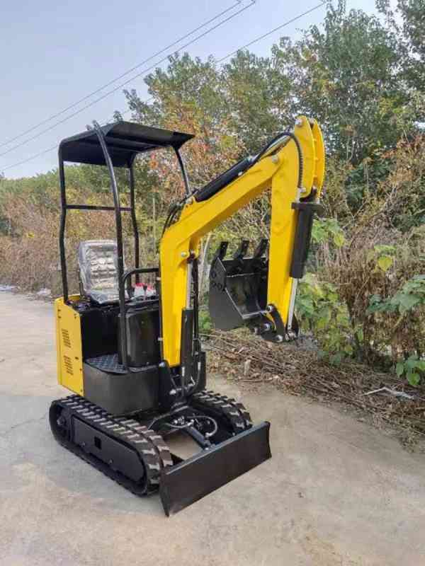Minibagr, Bagr CR90, mimoosý, hmotnost 900 kg - foto 3