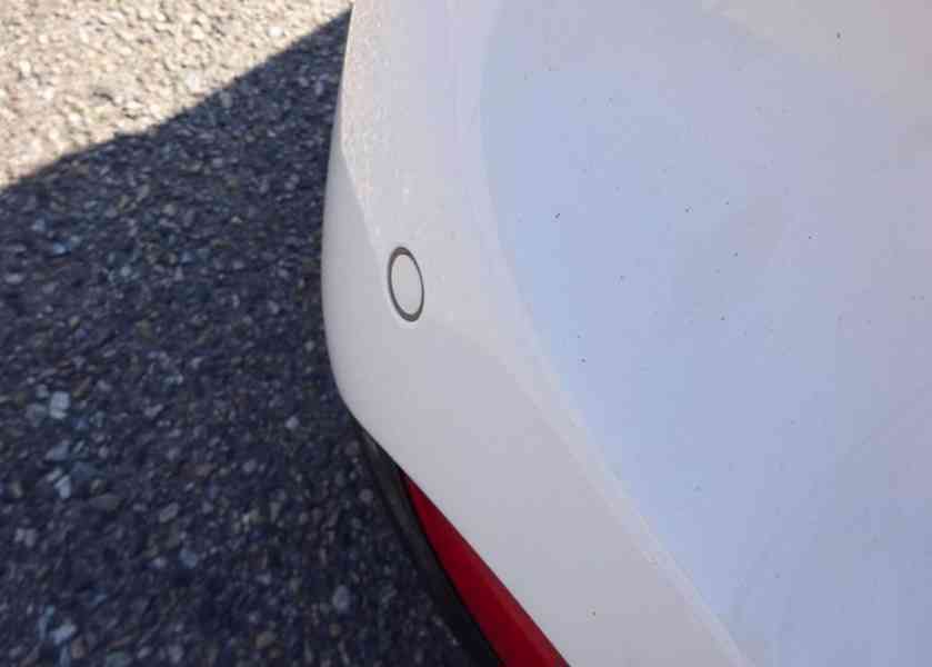 Kia Cee´d 1.6i Combi r.v.2017 2.Maj.srv.kníž.ČR - foto 20